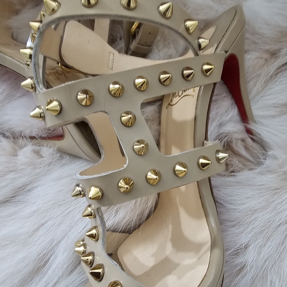 NWOB Christian Louboutin Beige Cold Sexistrapi Jazzy Studded Heels Sz 36.5 IT/6 - Picture 6 of 10